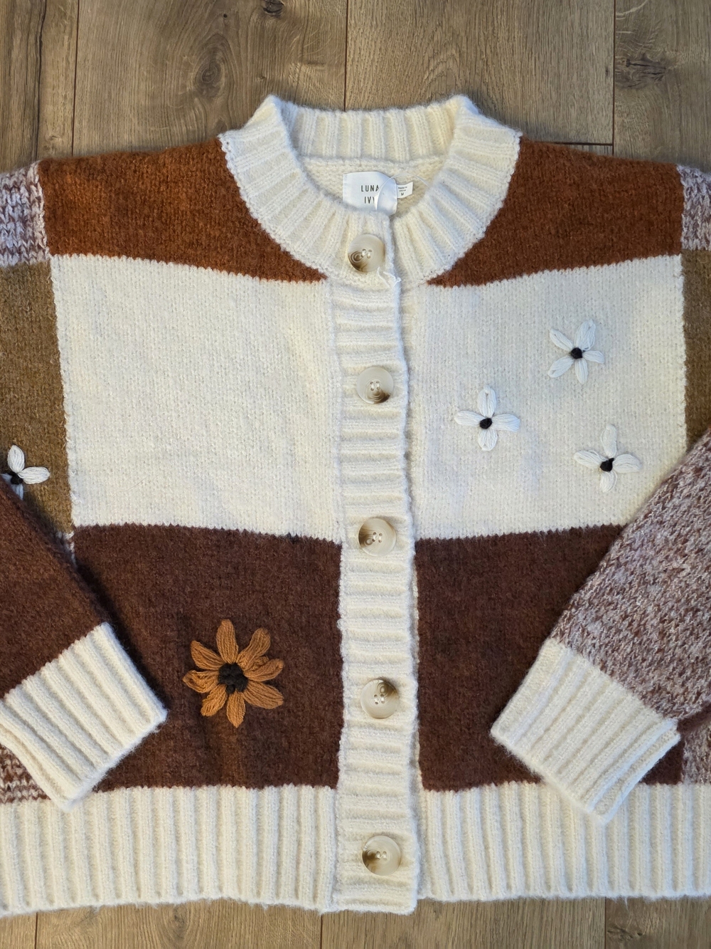 Luna Ivy Women's Cream & Brown Striped Knit Cardigan